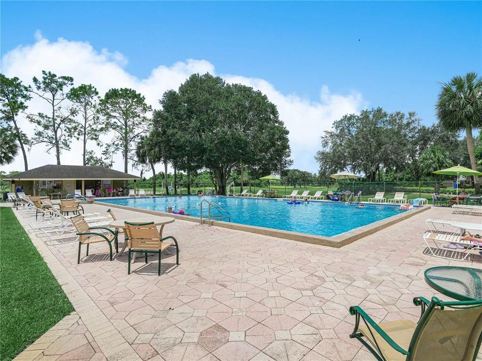 Activo con contrato: $230,000 (2 camas, 2 baños, 1286 Pies cuadrados)
