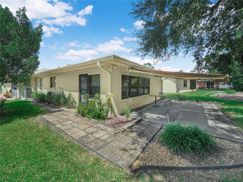 Activo con contrato: $230,000 (2 camas, 2 baños, 1286 Pies cuadrados)