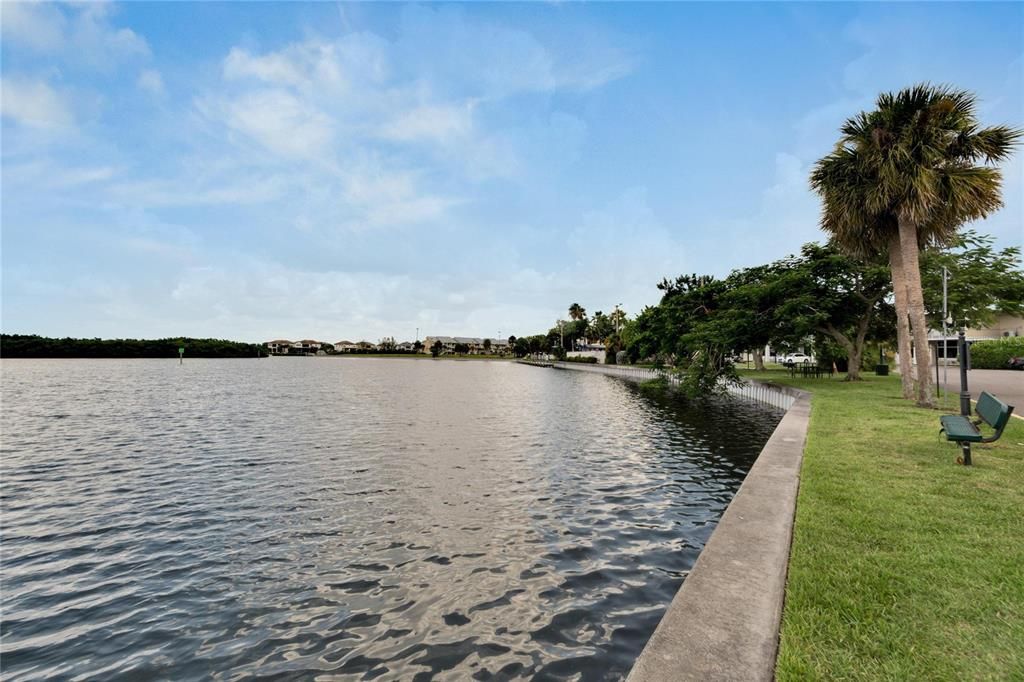 For Sale: $135,000 (1 beds, 1 baths, 308 Square Feet)