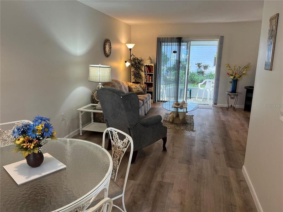 For Rent: $1,395 (2 beds, 2 baths, 1026 Square Feet)