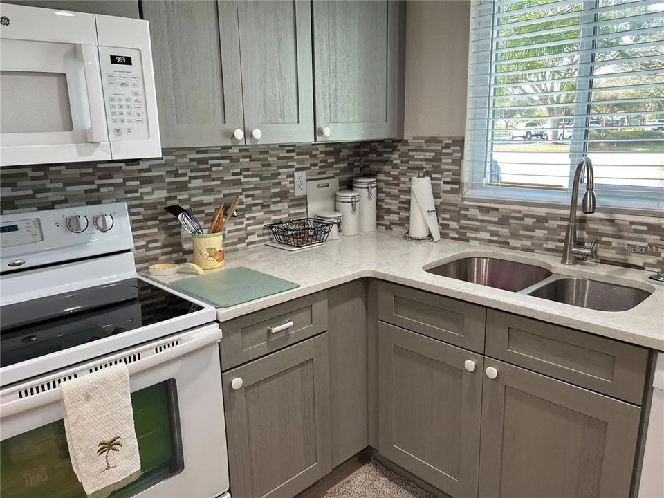 For Rent: $1,395 (2 beds, 2 baths, 1026 Square Feet)