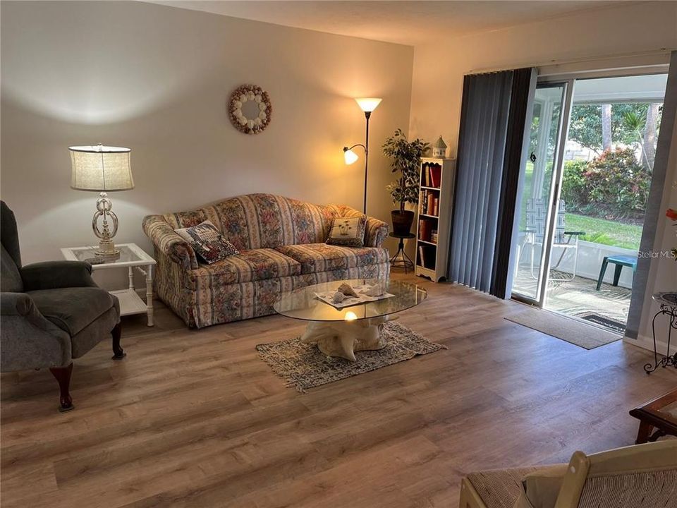 For Rent: $1,395 (2 beds, 2 baths, 1026 Square Feet)