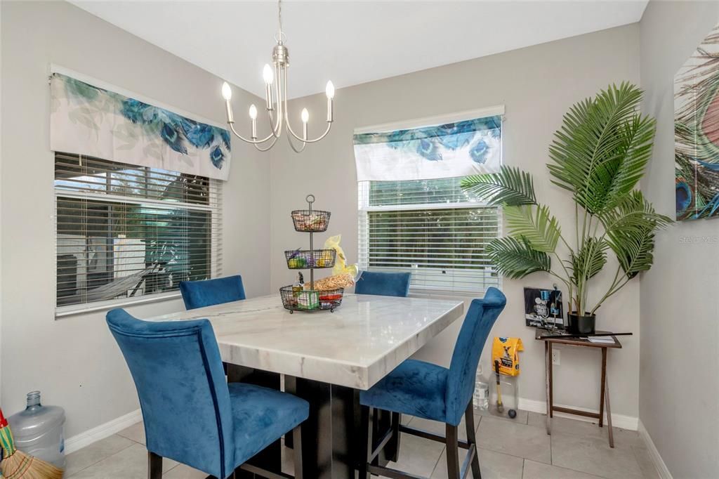 For Sale: $475,000 (4 beds, 3 baths, 2824 Square Feet)