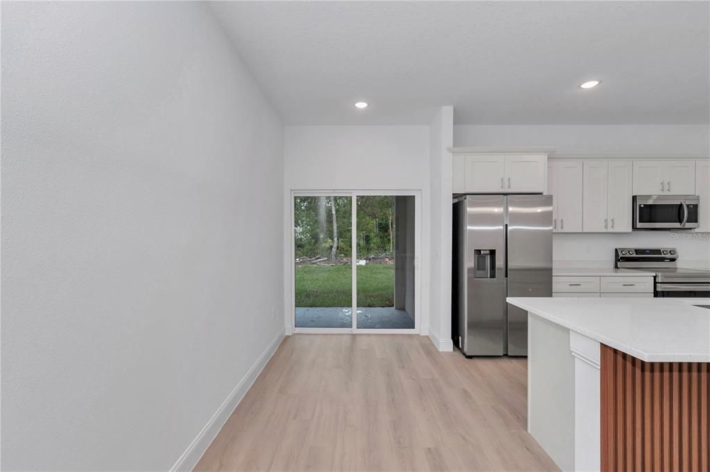 For Sale: $294,900 (4 beds, 2 baths, 1816 Square Feet)