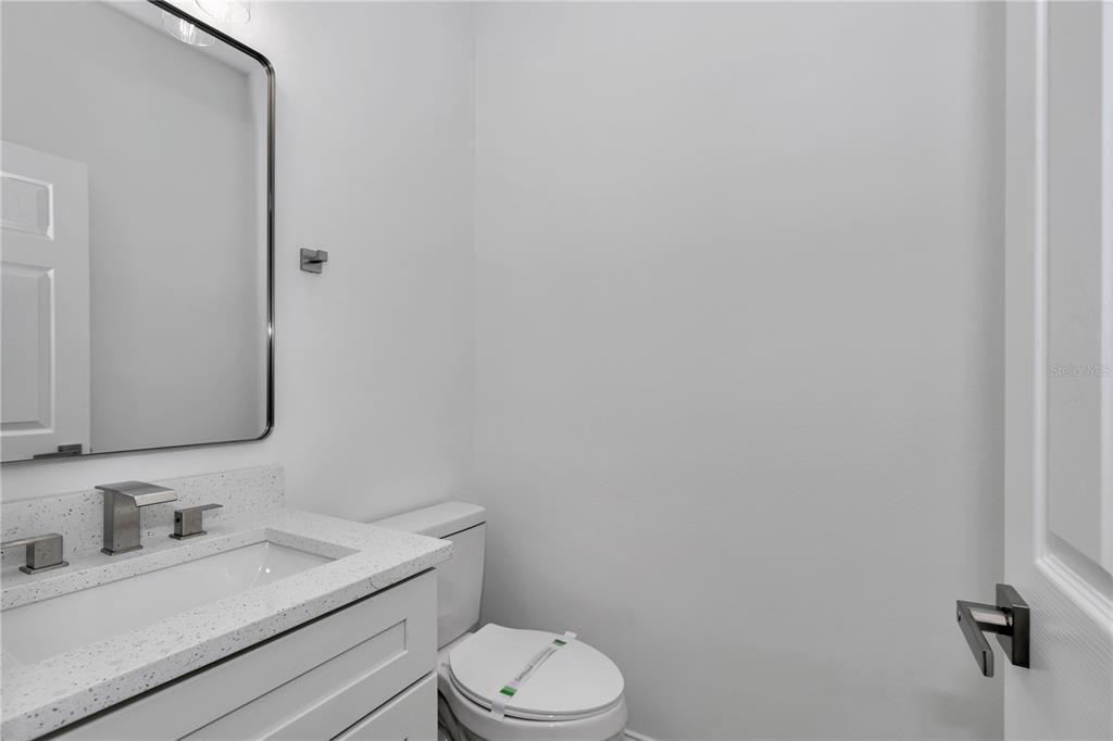 For Sale: $294,900 (4 beds, 2 baths, 1816 Square Feet)