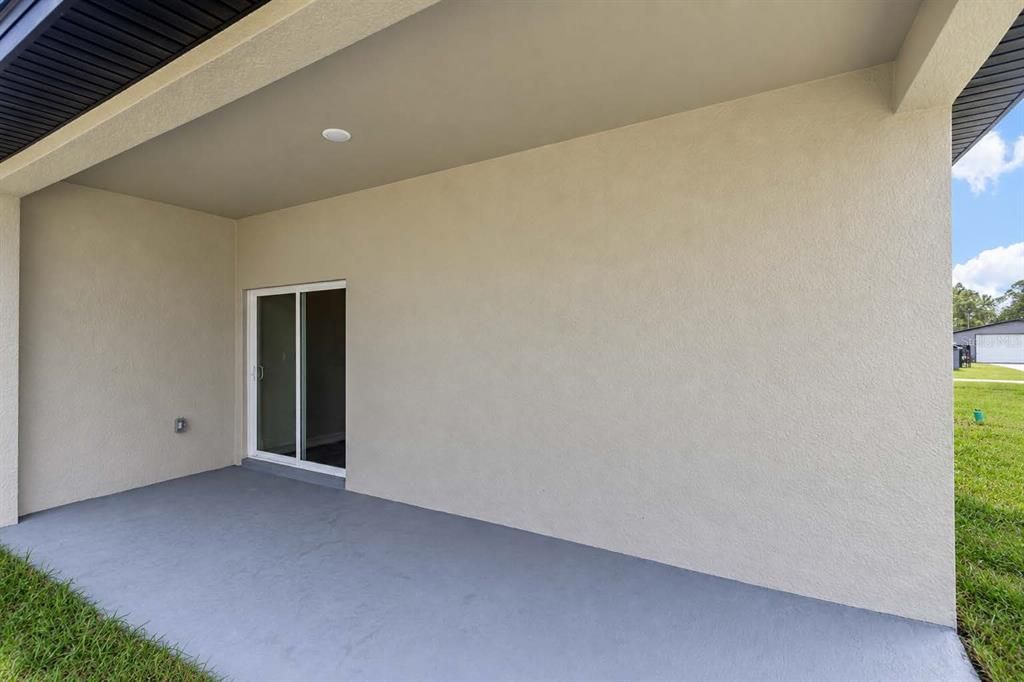 For Sale: $294,900 (4 beds, 2 baths, 1816 Square Feet)