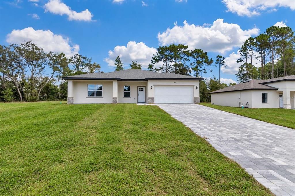 For Sale: $294,900 (4 beds, 2 baths, 1816 Square Feet)