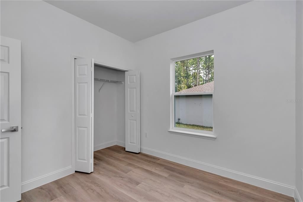 For Sale: $294,900 (4 beds, 2 baths, 1816 Square Feet)