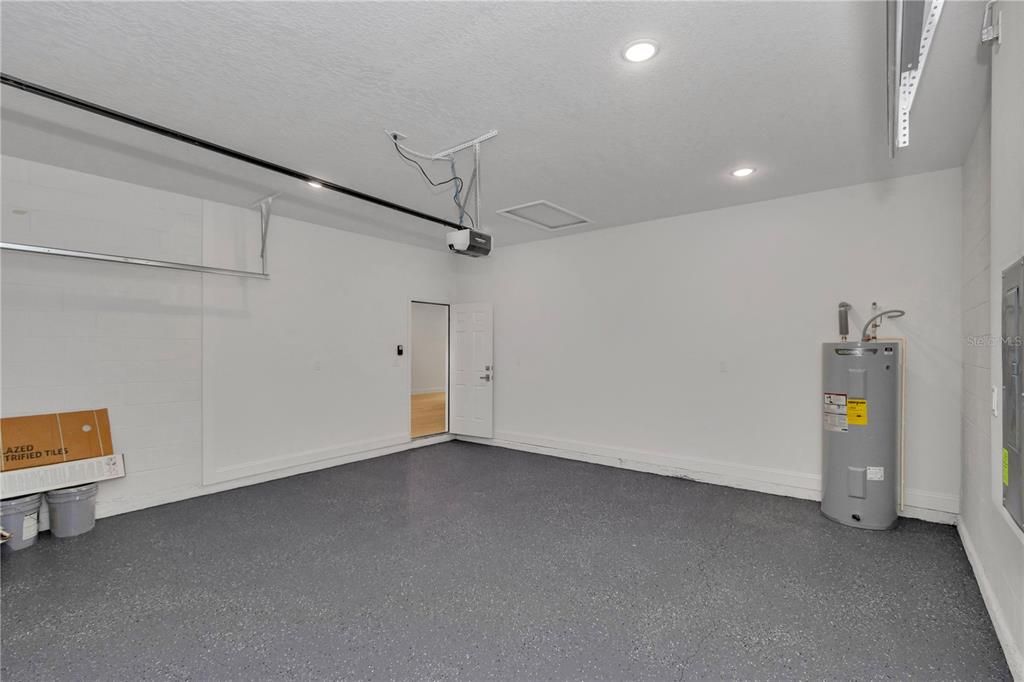 For Sale: $294,900 (4 beds, 2 baths, 1816 Square Feet)