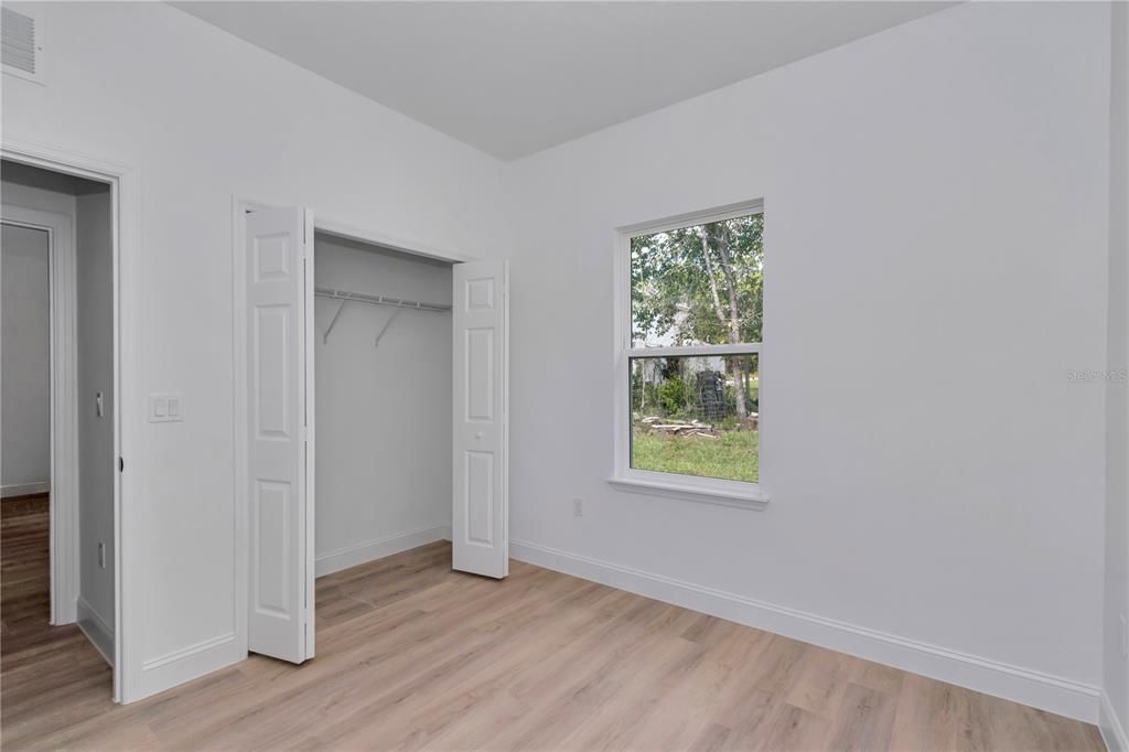 For Sale: $294,900 (4 beds, 2 baths, 1816 Square Feet)