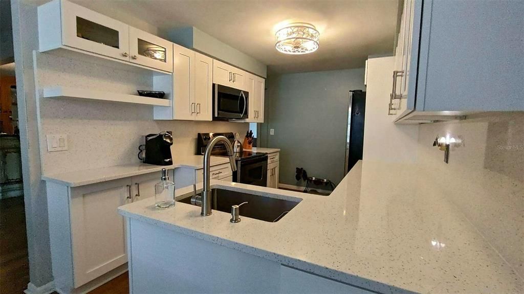 For Rent: $2,300 (3 beds, 1 baths, 1462 Square Feet)