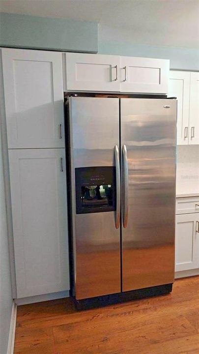For Rent: $2,300 (3 beds, 1 baths, 1462 Square Feet)