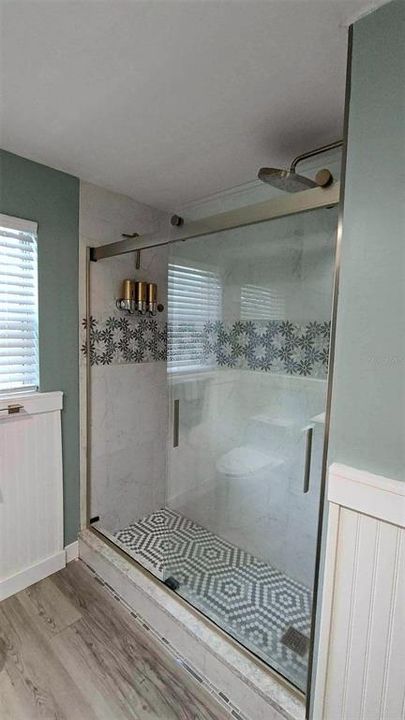 For Rent: $2,300 (3 beds, 1 baths, 1462 Square Feet)