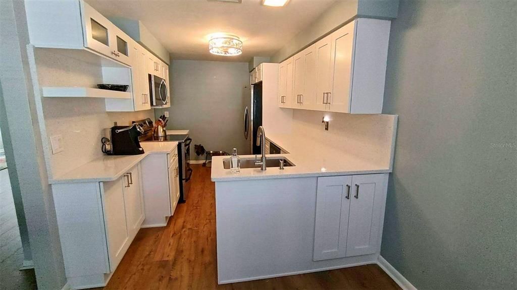 For Rent: $2,300 (3 beds, 1 baths, 1462 Square Feet)
