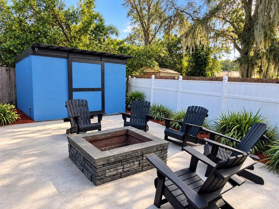 For Sale: $574,900 (3 beds, 2 baths, 1833 Square Feet)