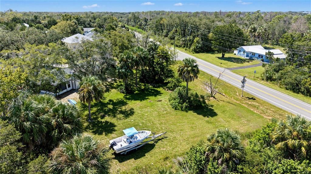 На продажу: $99,900 (0.22 acres)