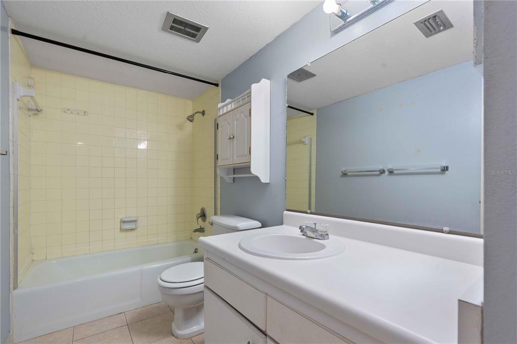 En Venta: $119,900 (1 camas, 1 baños, 658 Pies cuadrados)