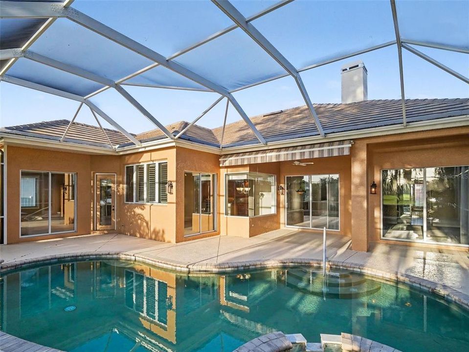 For Sale: $600,000 (3 beds, 3 baths, 2437 Square Feet)