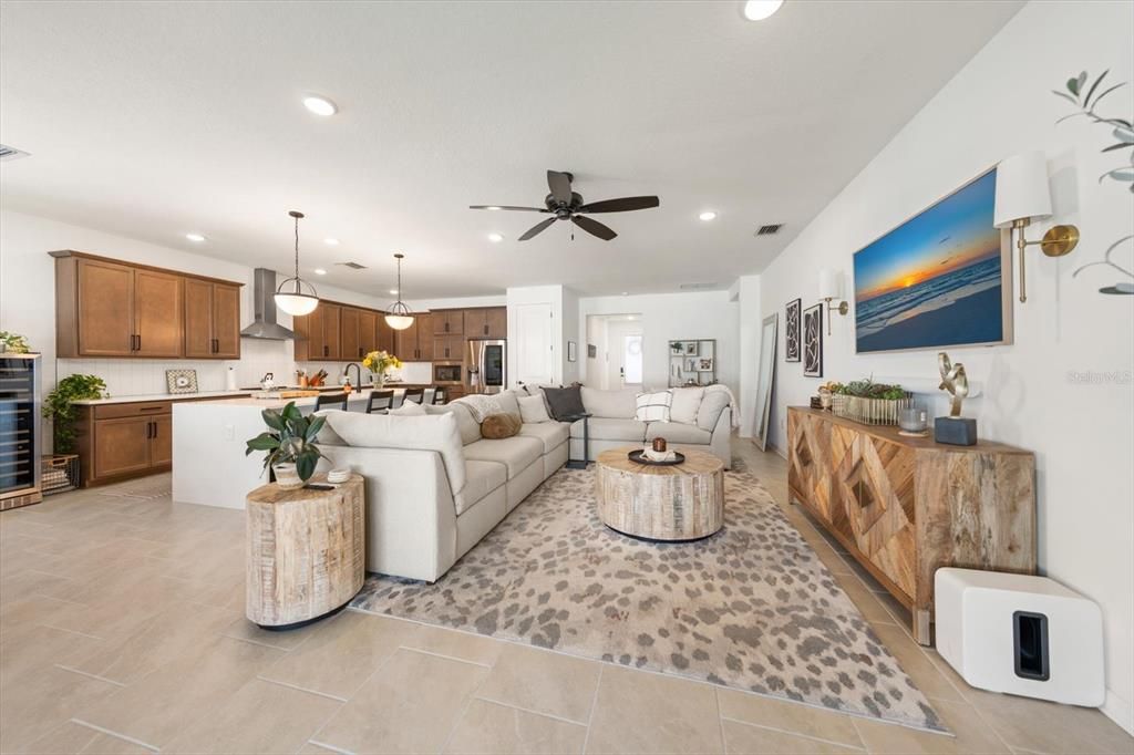 For Sale: $465,000 (4 beds, 2 baths, 2012 Square Feet)