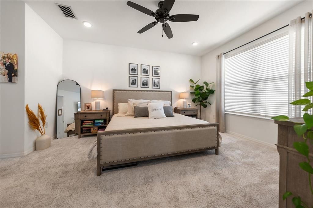 For Sale: $465,000 (4 beds, 2 baths, 2012 Square Feet)