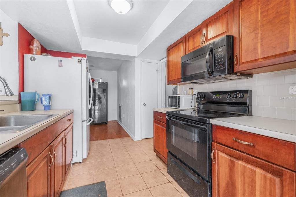 For Sale: $449,000 (4 beds, 2 baths, 2185 Square Feet)