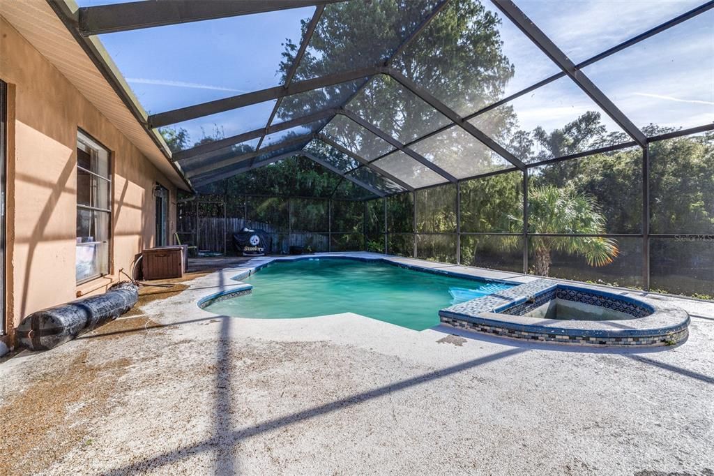For Sale: $449,000 (4 beds, 2 baths, 2185 Square Feet)