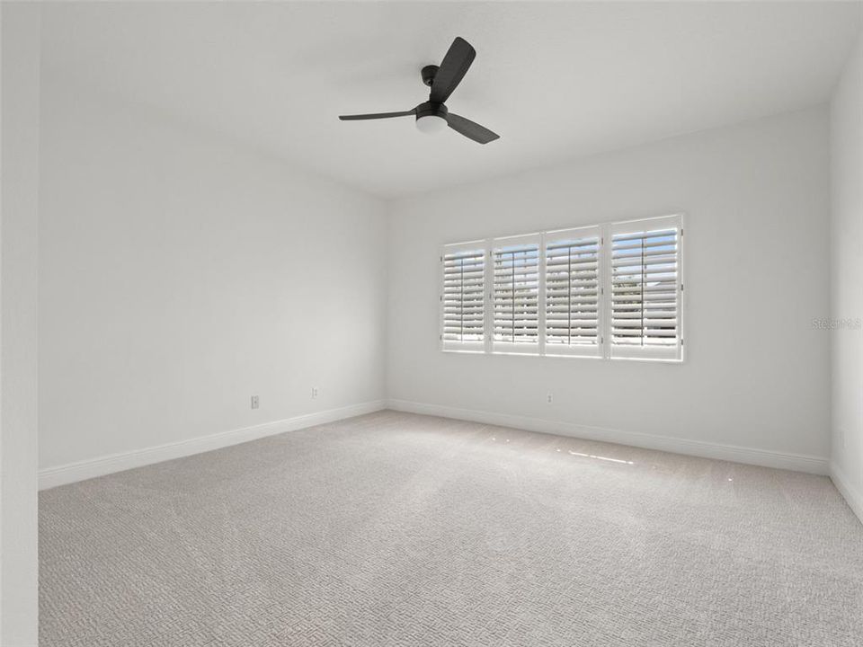 For Sale: $1,330,000 (5 beds, 3 baths, 4056 Square Feet)