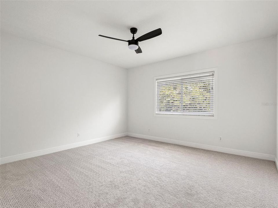For Sale: $1,330,000 (5 beds, 3 baths, 4056 Square Feet)