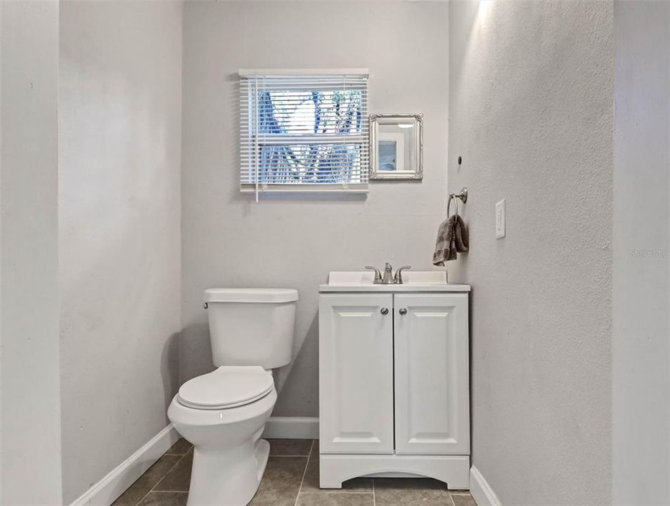 For Sale: $335,000 (4 beds, 2 baths, 1528 Square Feet)