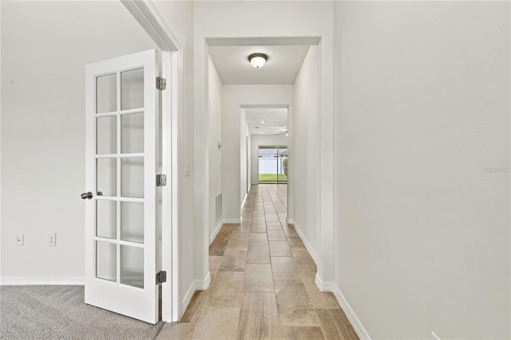 На продажу: $365,000 (3 спален, 2 ванн, 1824 Квадратных фут)