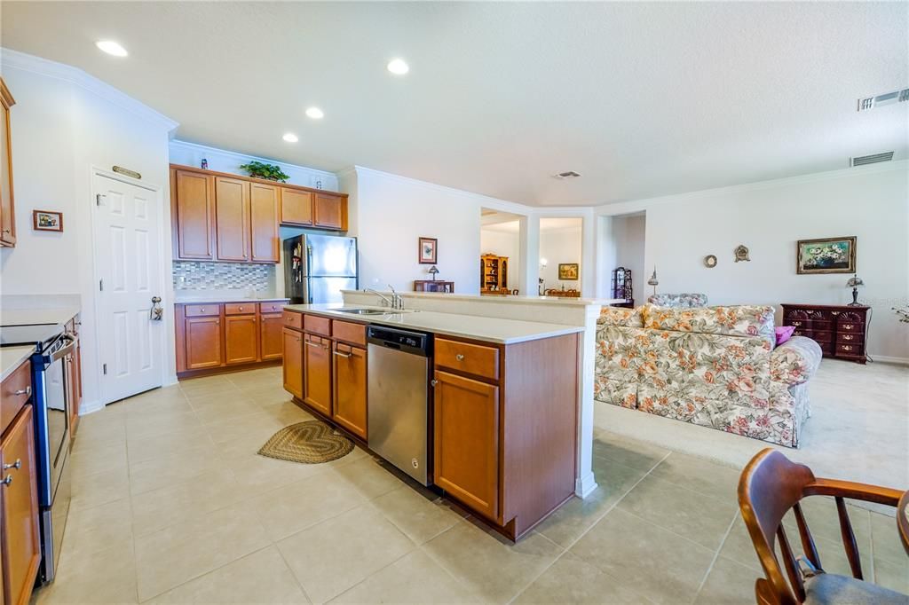 For Sale: $435,000 (4 beds, 2 baths, 2439 Square Feet)