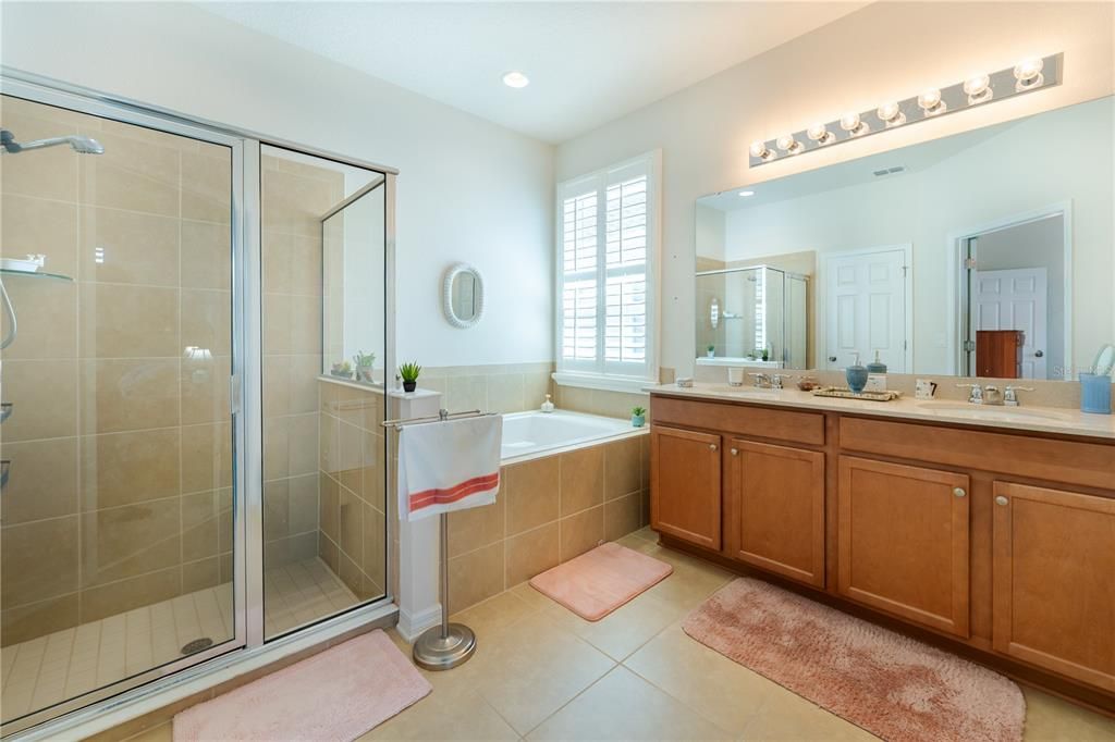 For Sale: $435,000 (4 beds, 2 baths, 2439 Square Feet)