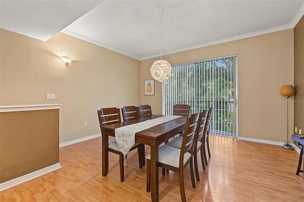 For Sale: $370,000 (2 beds, 2 baths, 1234 Square Feet)
