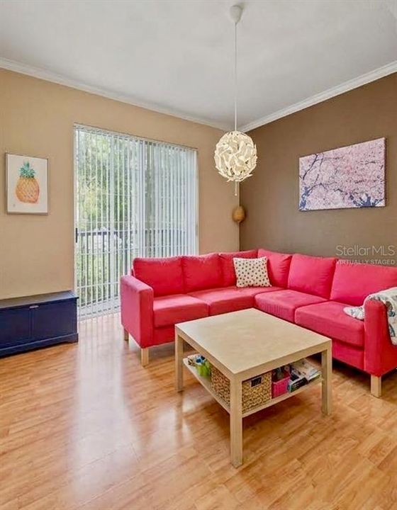 For Sale: $370,000 (2 beds, 2 baths, 1234 Square Feet)