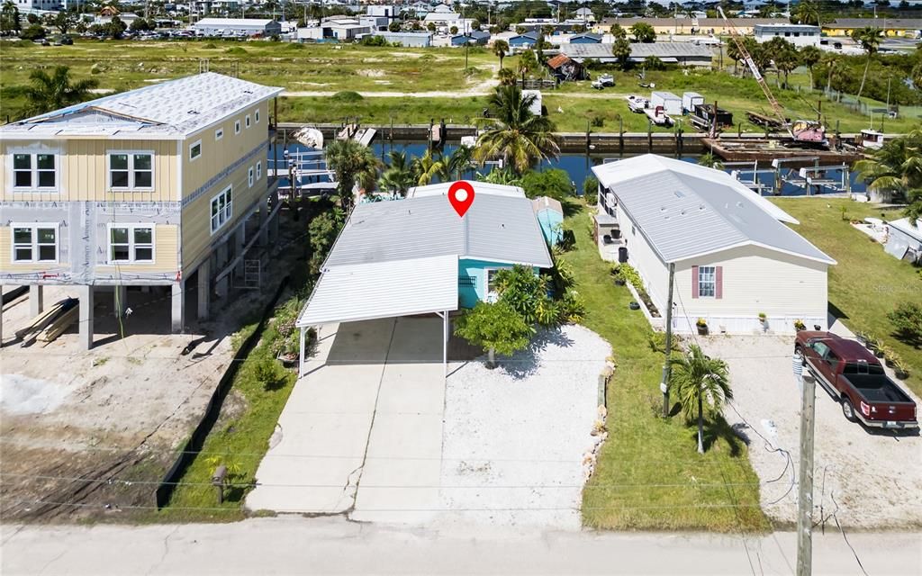 For Sale: $469,000 (2 beds, 2 baths, 1036 Square Feet)