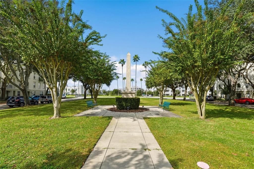 For Sale: $299,997 (2 beds, 2 baths, 1032 Square Feet)