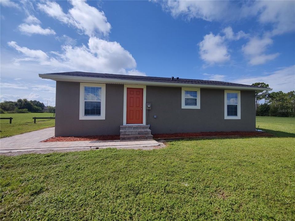 En Renta: $1,499 (1 camas, 1 baños, 600 Pies cuadrados)