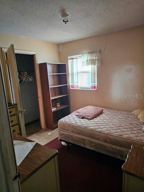 For Sale: $100,000 (4 beds, 1 baths, 1296 Square Feet)