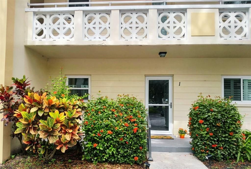 En Venta: $229,900 (2 camas, 2 baños, 1400 Pies cuadrados)