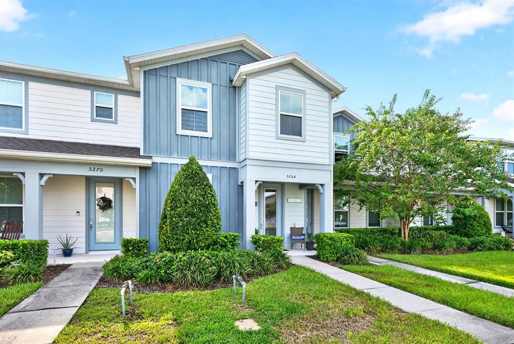 For Sale: $399,900 (4 beds, 3 baths, 1809 Square Feet)