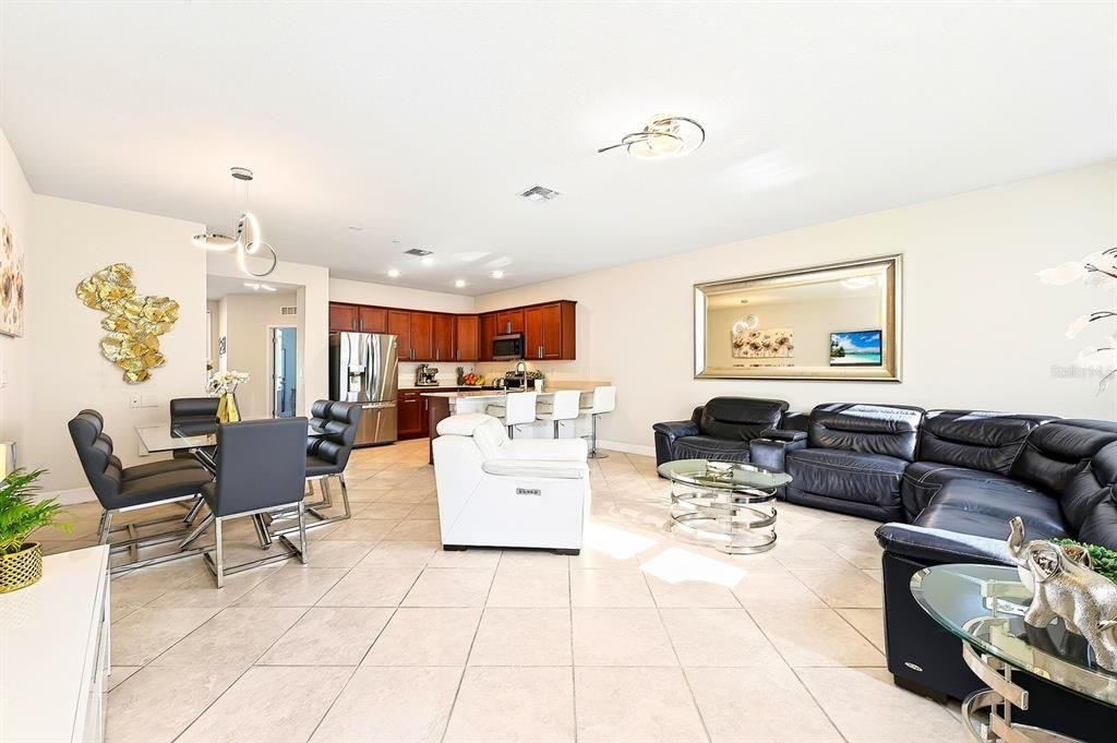 For Sale: $399,900 (4 beds, 3 baths, 1809 Square Feet)