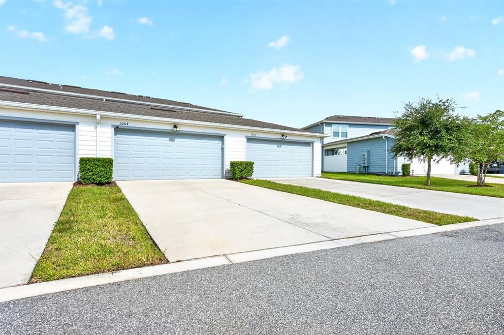 For Sale: $399,900 (4 beds, 3 baths, 1809 Square Feet)