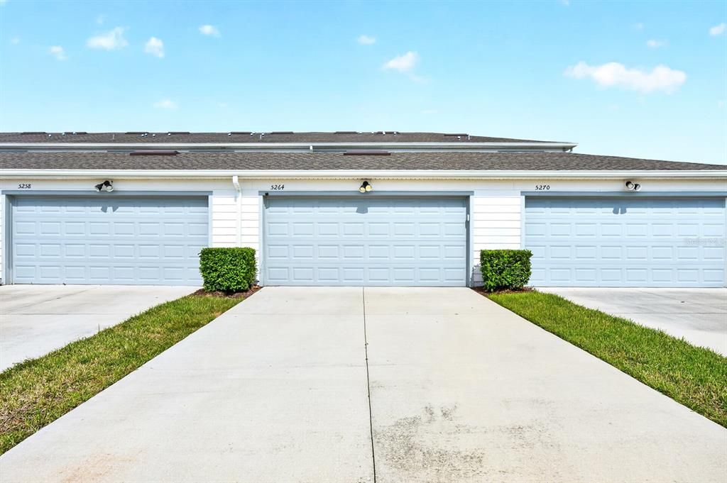 For Sale: $399,900 (4 beds, 3 baths, 1809 Square Feet)
