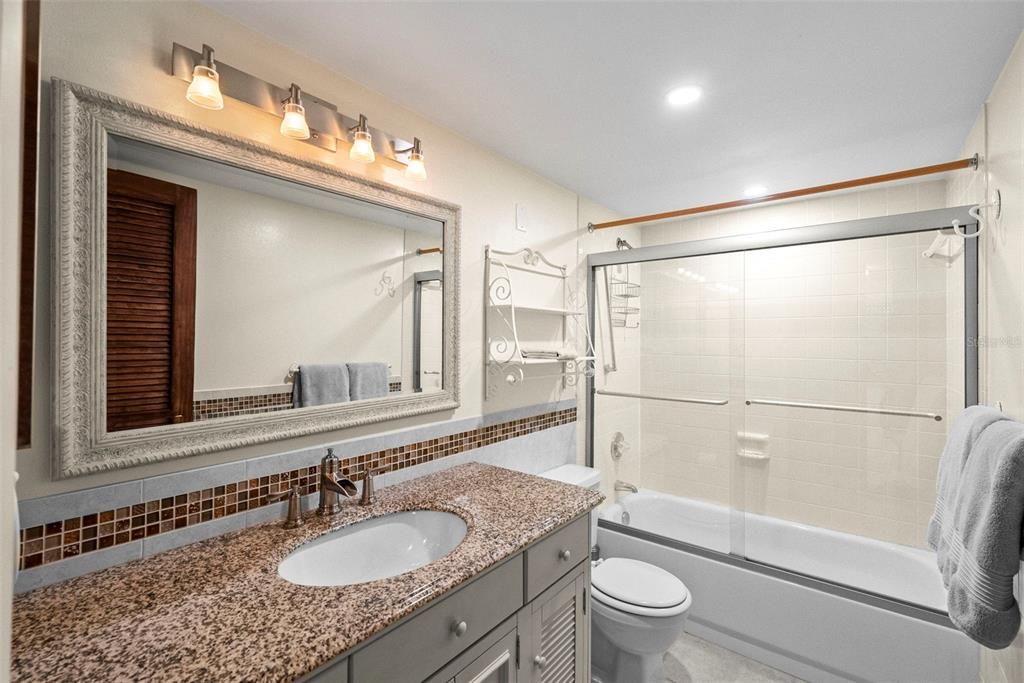 En Venta: $560,000 (2 camas, 2 baños, 1295 Pies cuadrados)