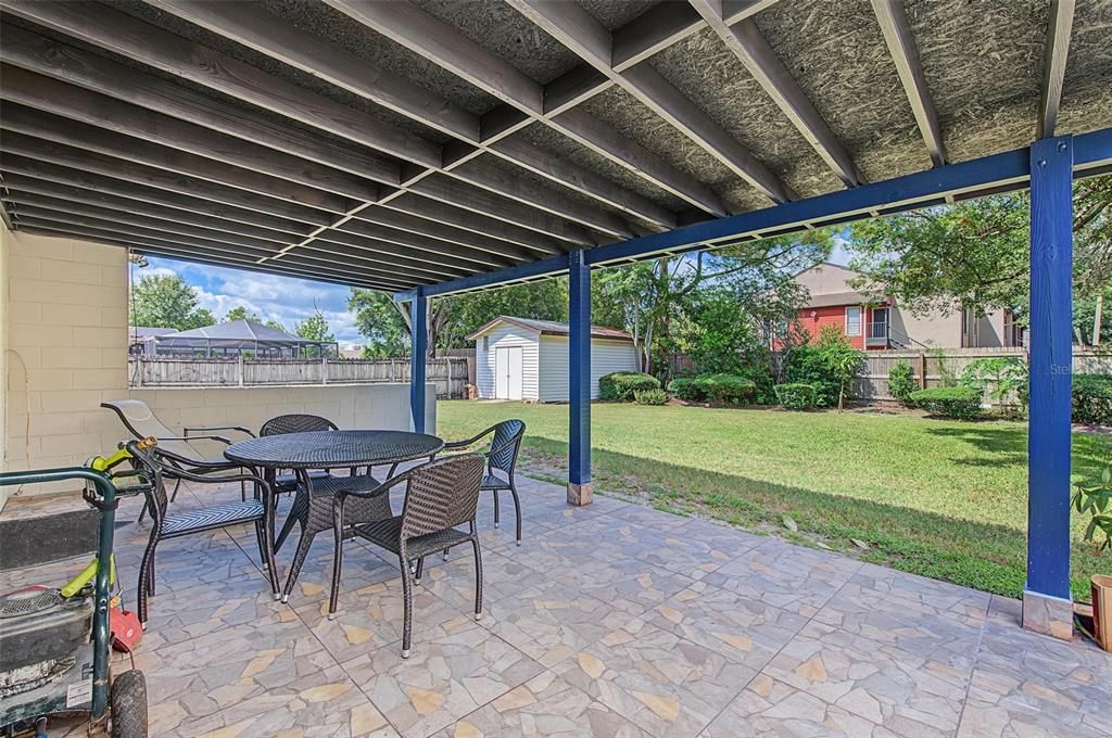 For Sale: $525,000 (3 beds, 2 baths, 1991 Square Feet)