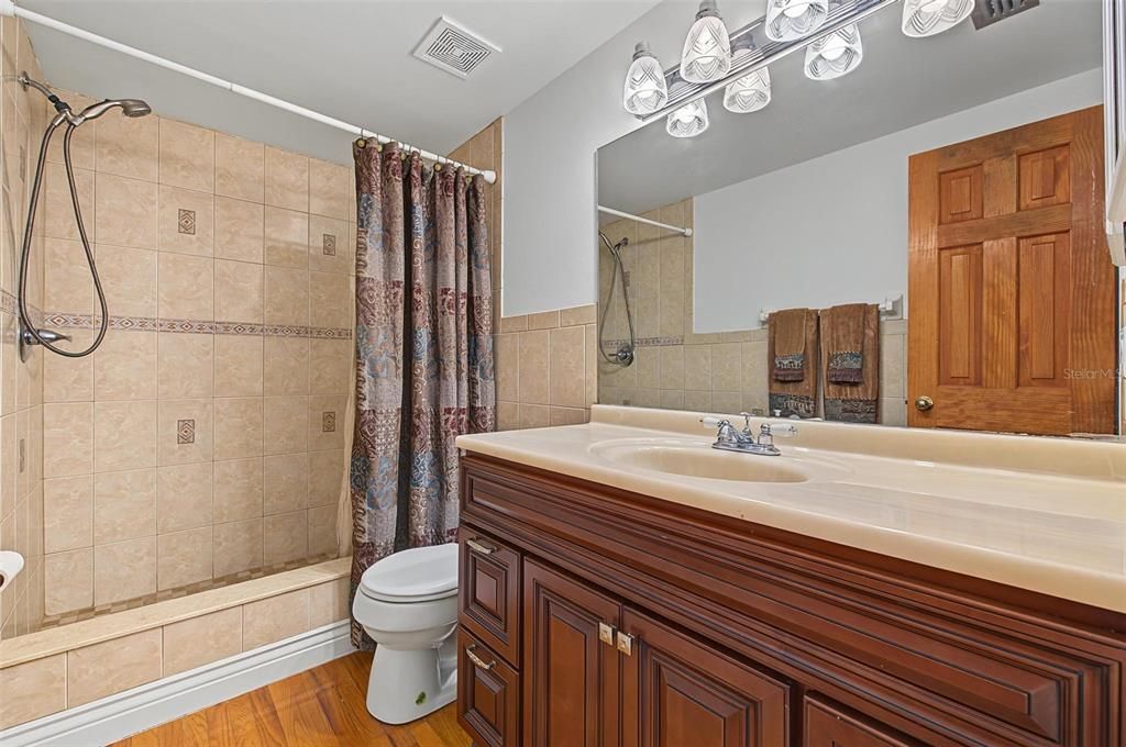 For Sale: $525,000 (3 beds, 2 baths, 1991 Square Feet)