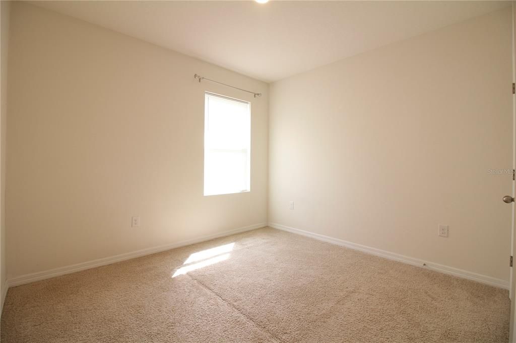 For Rent: $2,000 (4 beds, 2 baths, 1851 Square Feet)