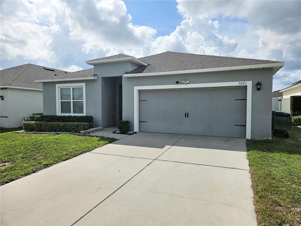 For Rent: $2,000 (4 beds, 2 baths, 1851 Square Feet)