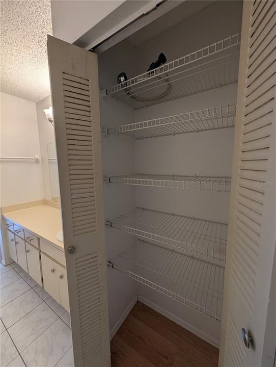 В аренду: $1,900 (2 спален, 2 ванн, 1013 Квадратных фут)