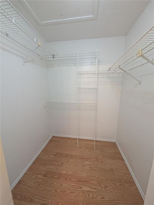 В аренду: $1,900 (2 спален, 2 ванн, 1013 Квадратных фут)